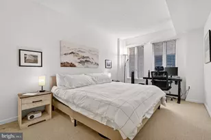 1045 31st St NW, Washington, DC 20007 - Photo 13