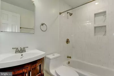 1674 Irving Street NW, Washington, DC 20010 - Photo 19