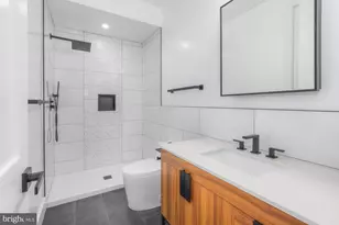 1218 5th St NE, Washington, DC 20002 - Photo 9