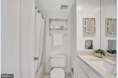 1133 13th Street NW #704, Washington, DC 20005 - Photo 17