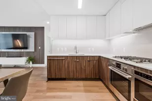 37 L St SE, Washington, DC 20003 - Photo 7