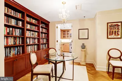 1155 23rd Street NW #2E, Washington, DC 20037 - Photo 9