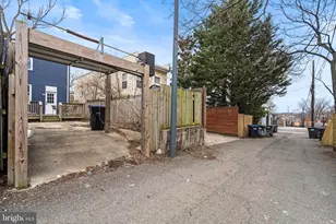 1742 L St NE, Washington, DC 20002 - Photo 27