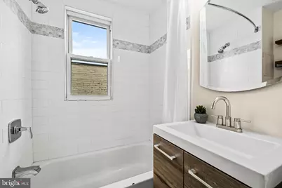 1742 L Street NE, Washington, DC 20002 - Photo 19