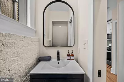 1742 L Street NE, Washington, DC 20002 - Photo 9