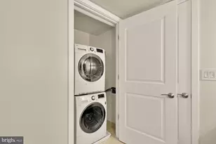 1025 1st St SE, Washington, DC 20003 - Photo 15