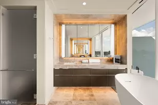 601 Wharf St SW, Washington, DC 20024 - Photo 17
