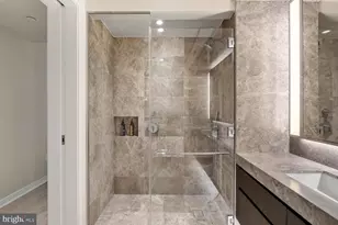 601 Wharf St SW, Washington, DC 20024 - Photo 9