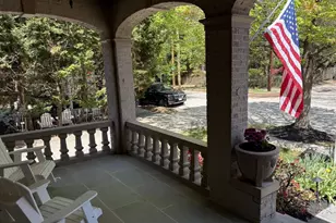 2820 Bellevue Terrace NW, Washington, DC 20007 - Photo 3