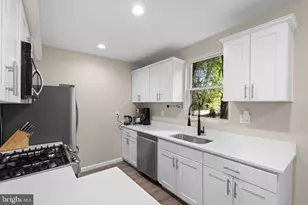 1015 48th St NE, Washington, DC 20019 - Photo 9