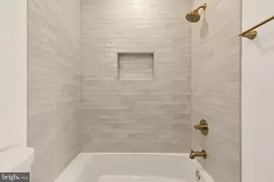 1706 Bay St SE, Washington, DC 20003 - Photo 49