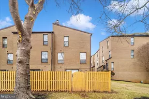 3136 Banneker Dr NE, Washington, DC 20018 - Photo 37