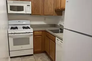 625A Chesapeake St SE, Washington, DC 20032 - Photo 9