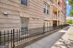1801 Calvert St NW, Washington, DC 20009 - Photo 3
