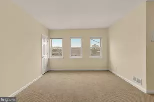 825 48th Pl NE, Washington, DC 20019 - Photo 5