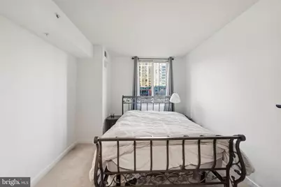 1000 New Jersey Avenue SE #216, Washington, DC 20003 - Photo 7