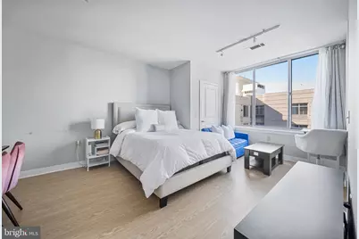 555 Massachusetts Avenue NW #1414, Washington, DC 20001 - Photo 3