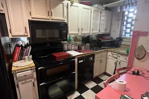 142 G St SW, Washington, DC 20024 - Photo 9