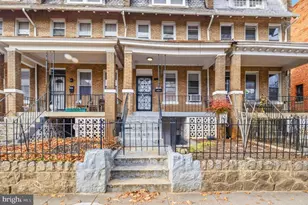 237 15th St SE, Washington, DC 20003 - Photo 1