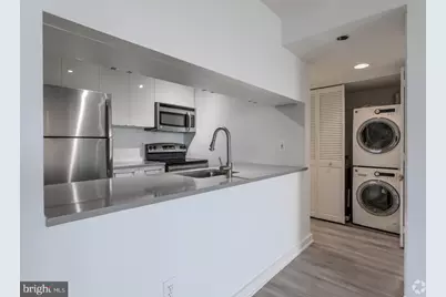 601 24th Street NW #301, Washington, DC 20037 - Photo 5