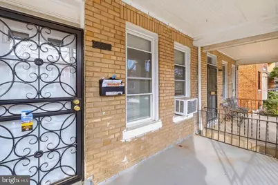 237 15th Street SE, Washington, DC 20003 - Photo 3