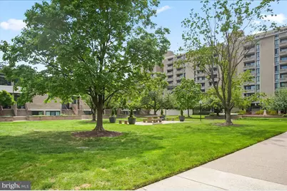 240 M Street SW #E612, Washington, DC 20024 - Photo 17