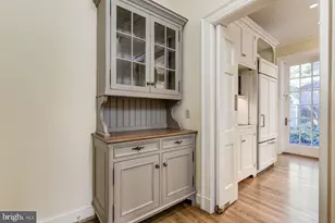 2425 California St NW, Washington, DC 20008 - Photo 27