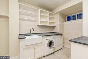 2425 California St NW, Washington, DC 20008 - Photo 71