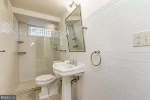 2425 California St NW, Washington, DC 20008 - Photo 65