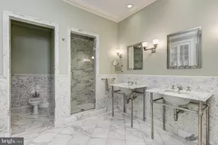 2425 California St NW, Washington, DC 20008 - Photo 33