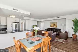 355 I Street SW, Washington, DC 20024 - Photo 9