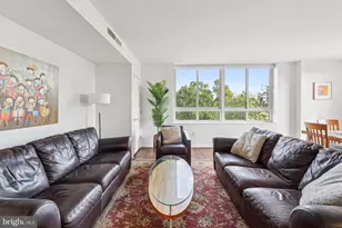 355 I Street SW, Washington, DC 20024 - Photo 5