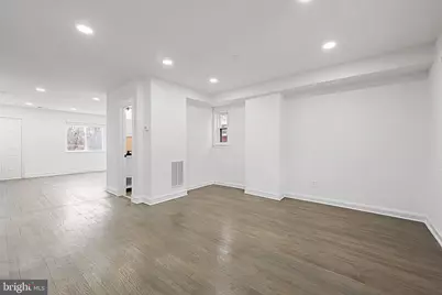 525 Oakwood Street SE, Washington, DC 20032 - Photo 7