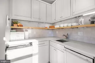 4000 Cathedral Ave NW, Washington, DC 20016 - Photo 3