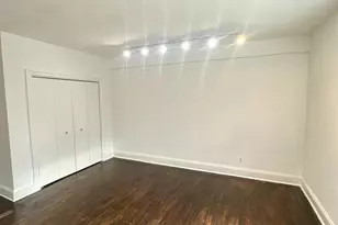 1954 Columbia Rd NW, Washington, DC 20009 - Photo 5