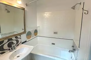 1954 Columbia Rd NW, Washington, DC 20009 - Photo 11