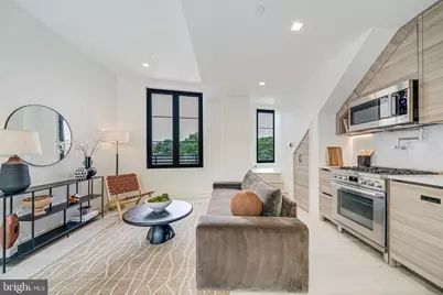 2907 Newark St NW, Washington, DC 20008 - Photo 3