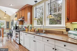 4612 Asbury Pl NW, Washington, DC 20016 - Photo 13