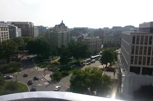 1 Scott Cir NW, Washington, DC 20036 - Photo 17