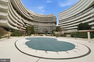 700 New Hampshire Ave NW, Washington, DC 20037 - Photo 23