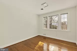 2736 Stephenson Ln NW, Washington, DC 20015 - Photo 19