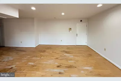 5009 D Street SE #303, Washington, DC 20019 - Photo 9