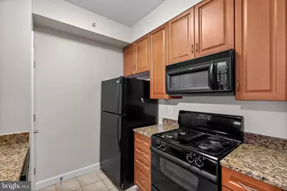 1111 25th Street NW #512, Washington, DC 20037 - Photo 5