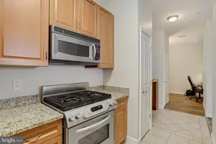 1111 25th St NW, Washington, DC 20037 - Photo 15