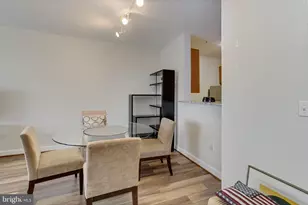 1111 25th St NW, Washington, DC 20037 - Photo 9