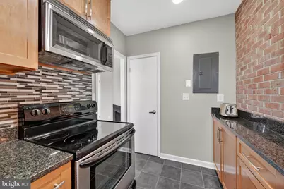 2001 16th Street NW #307, Washington, DC 20009 - Photo 11