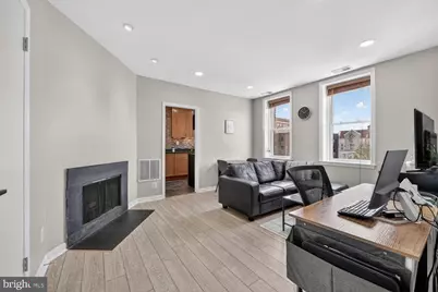 2001 16th Street NW #307, Washington, DC 20009 - Photo 3