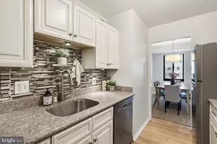 5410 Connecticut Ave NW, Washington, DC 20015 - Photo 17