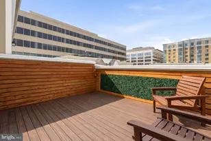 353 L St SE, Washington, DC 20003 - Photo 27