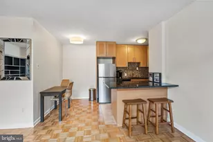 950 25th St NW, Washington, DC 20037 - Photo 3